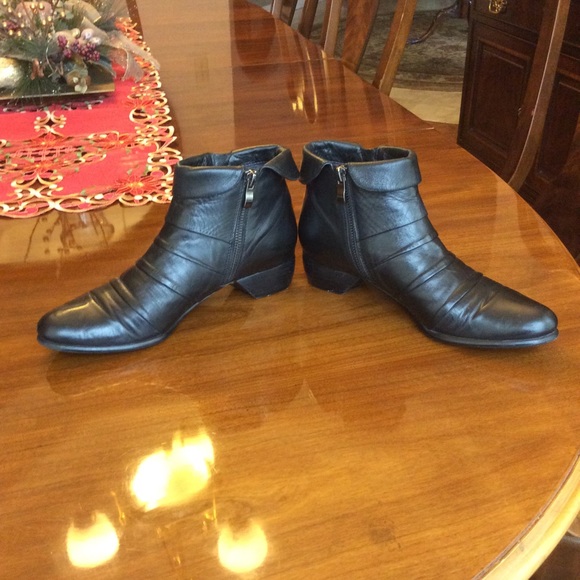 Everybody by BZmoda Ankle boots (size US 7 /EU 37) - Picture 2 of 7